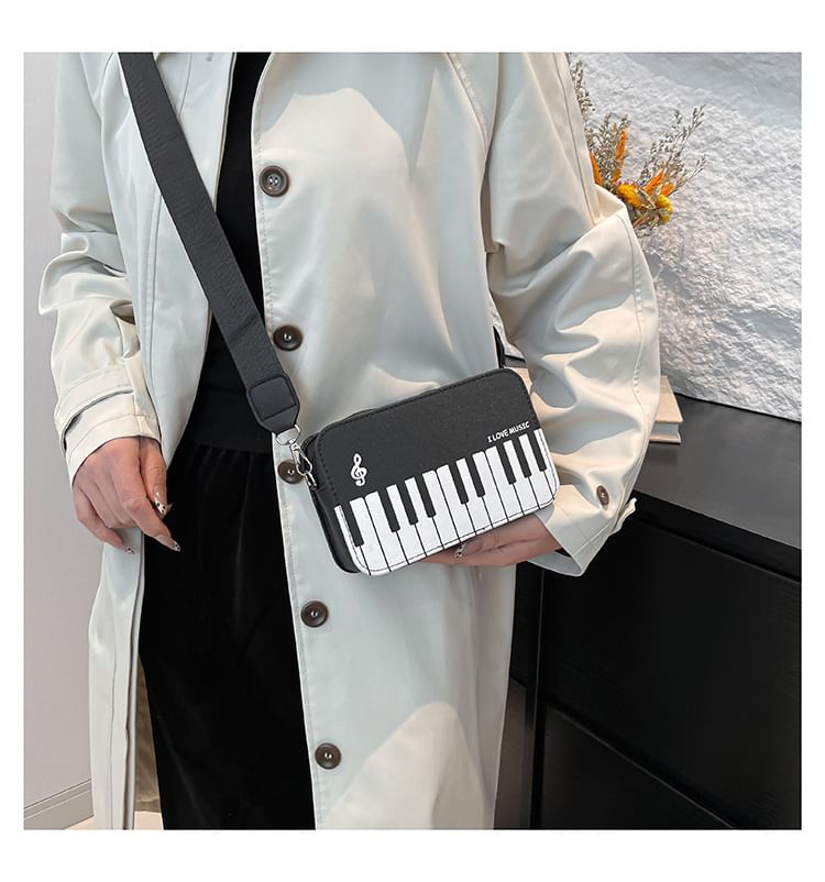 Kleevelind - Piano Print Crossbody Bag