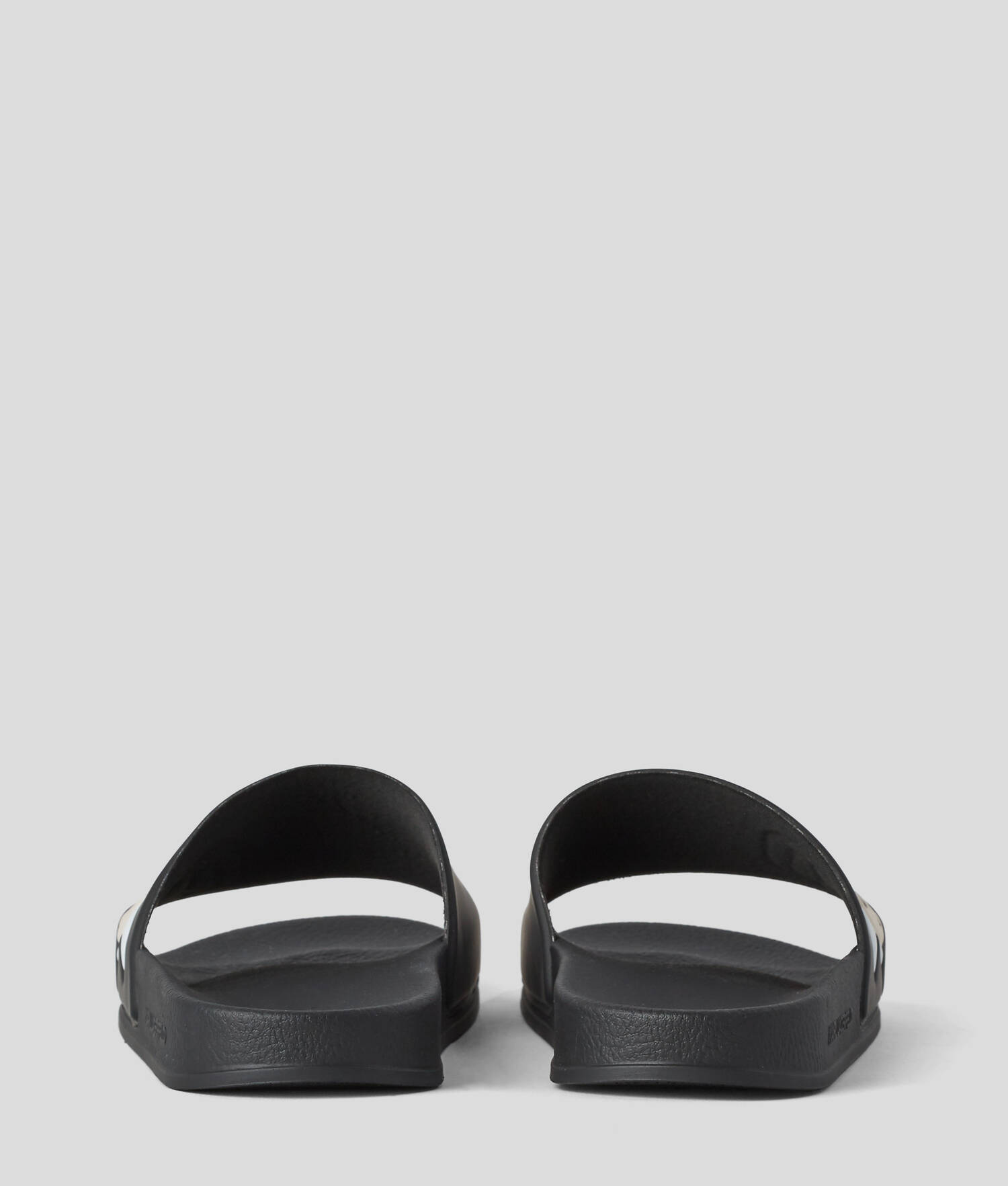 MULES KARL IKONIK NFT