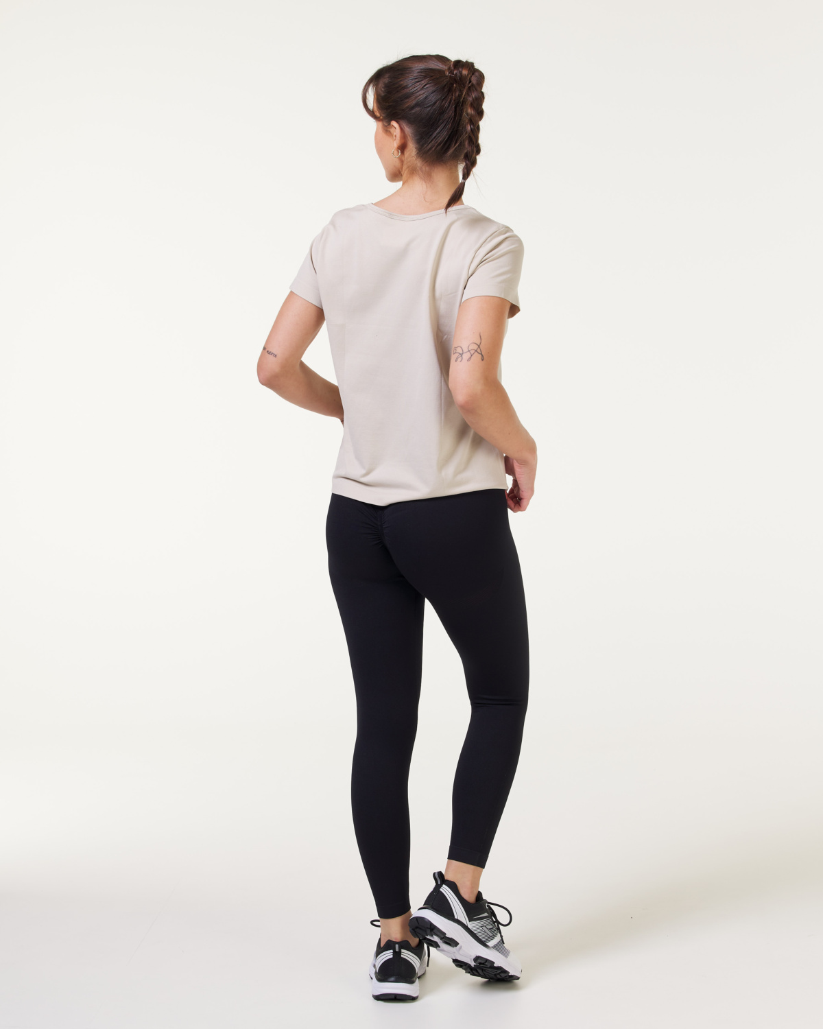 LEVITY Ignite Seamless Scrunch Tights Black