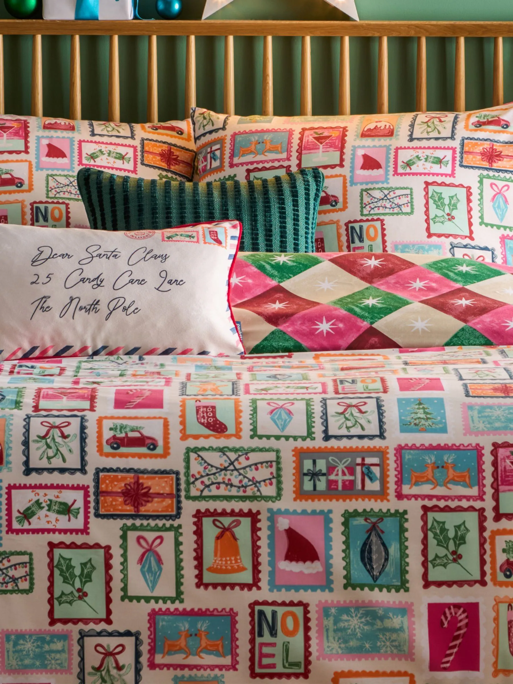Furn Dear Santa Christmas Reversible Duvet Cover and Pillowcase Set