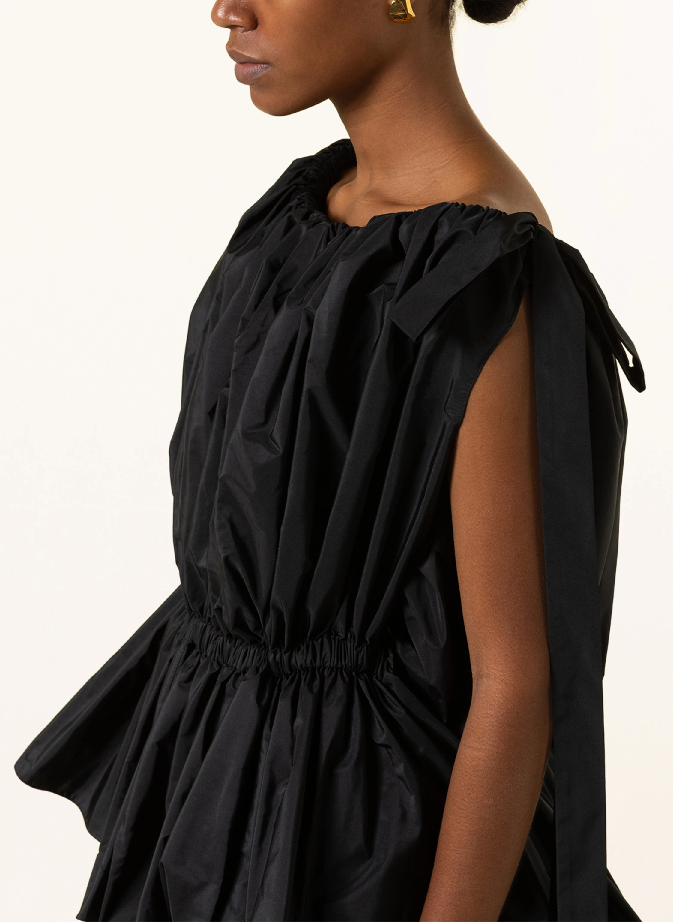 Alexander McQUEEN Off-Shoulder-Bluse