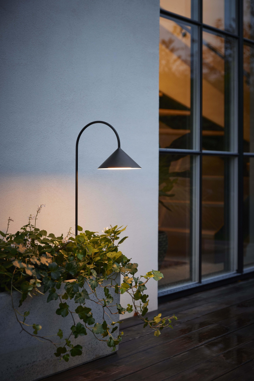 Frandsen Grasp sokkellamp H60 LED oplaadbaar Matt Black