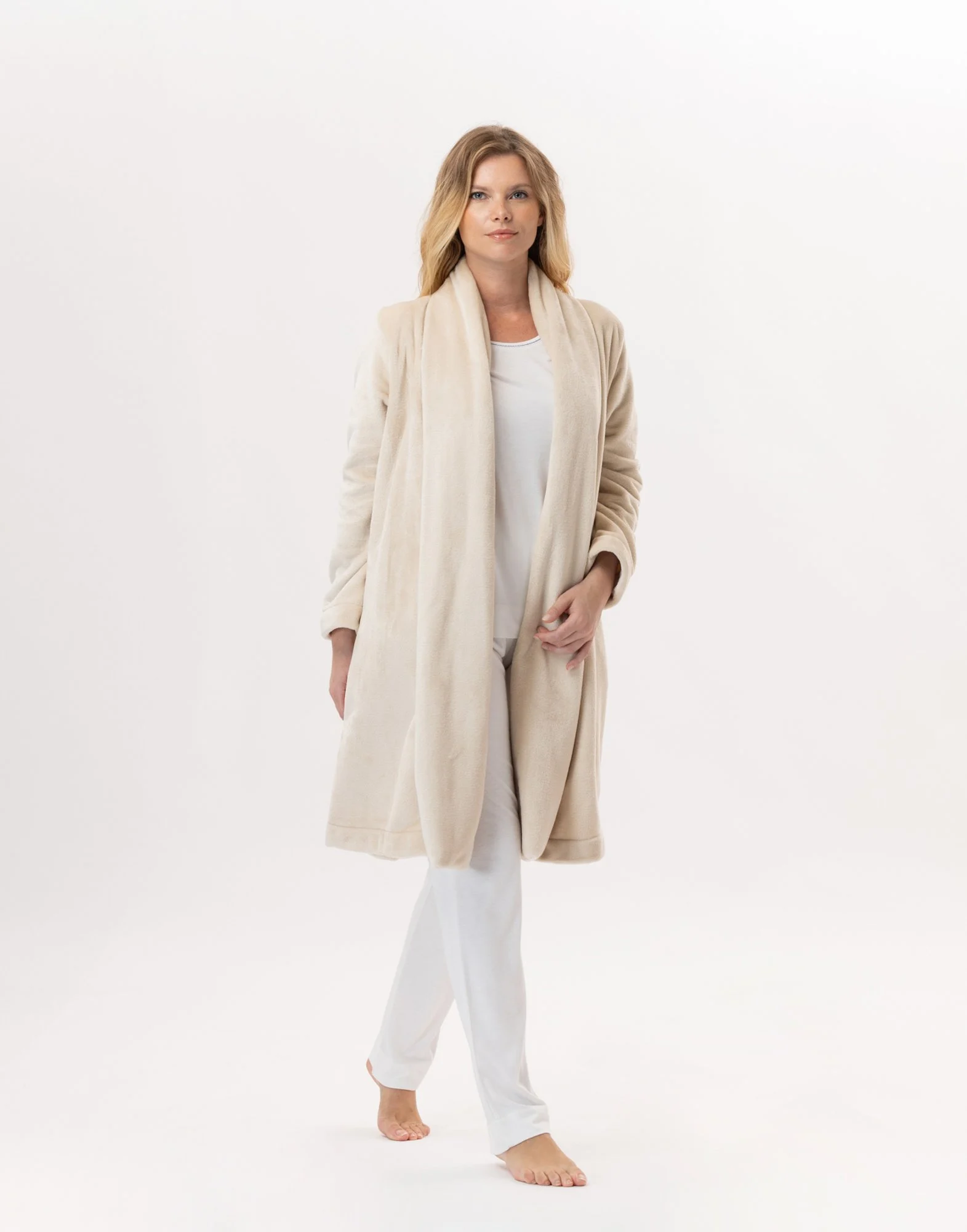 ESSENTIEL 855 - Robe de chambre en peluche flanelle | Beige