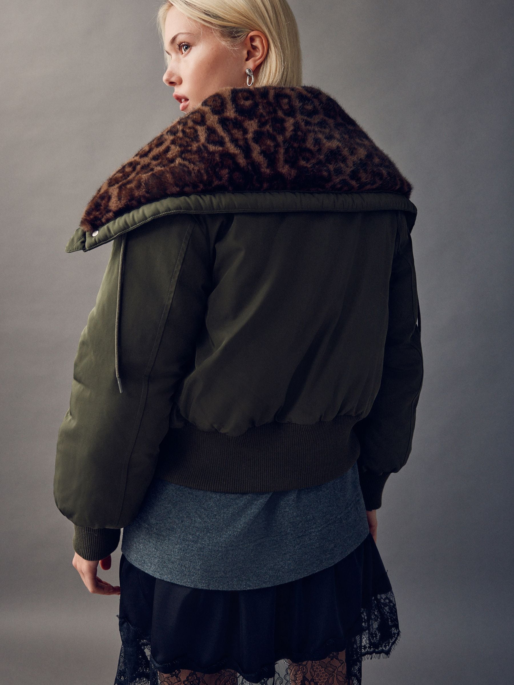 Kakigroen - Parka with Animal Print Faux Fur Collar