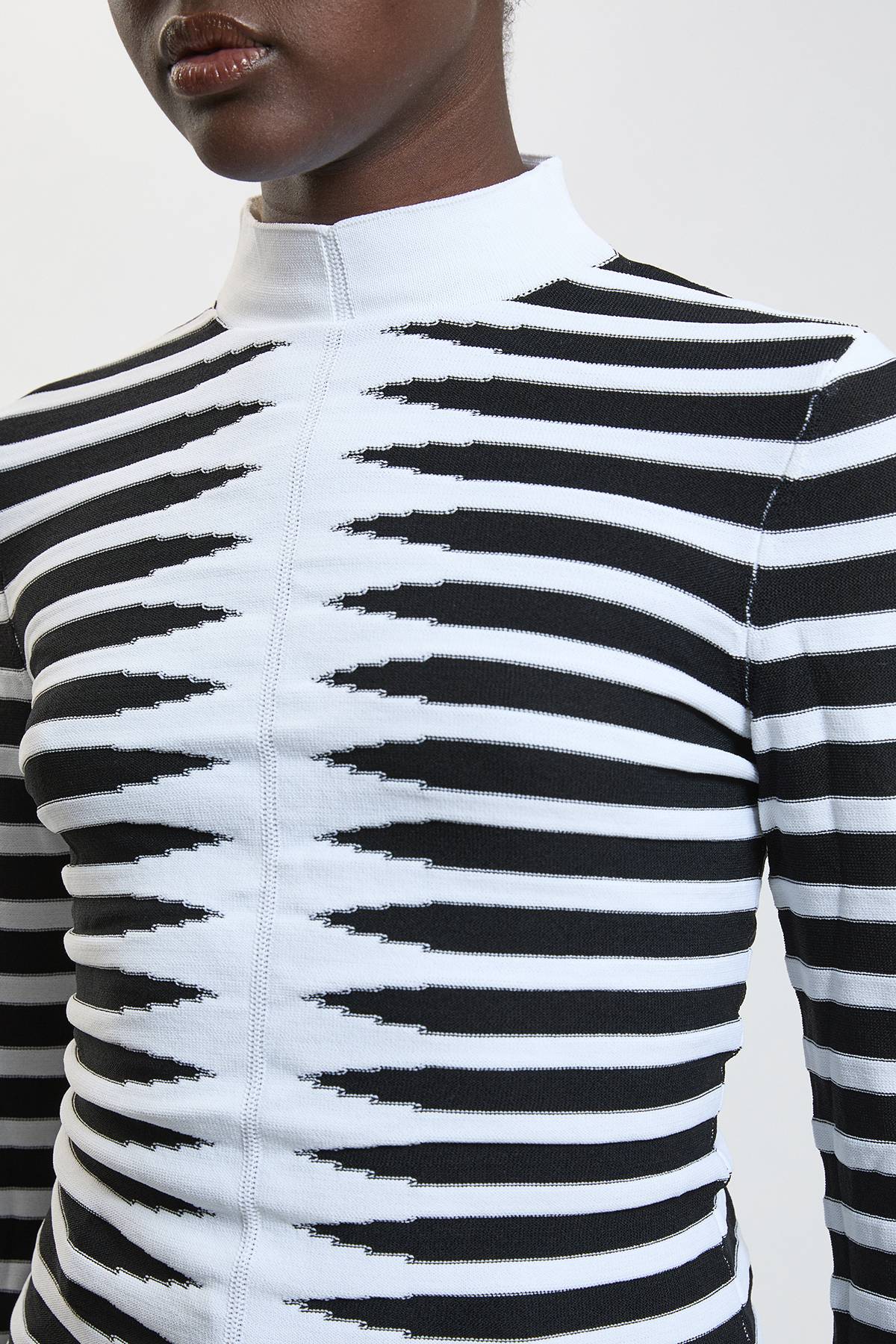 KarenMillen Haut En Maille De Viscose Texturée À Motif Géométrique Avec Fentes Aux Poignets