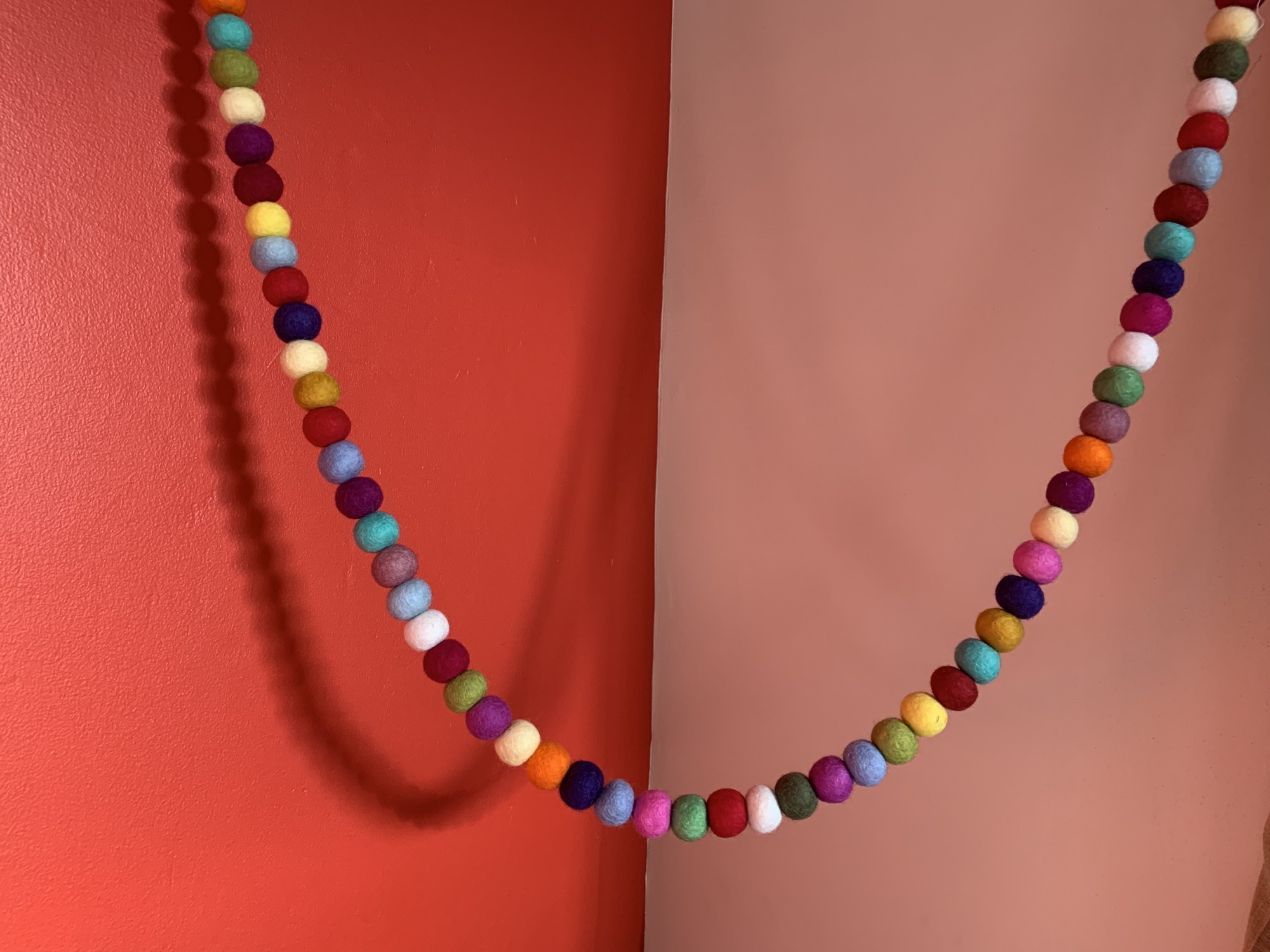Girlande aus Wollfilzkugeln, multicolor, L ca 200 cm günstig bestellen