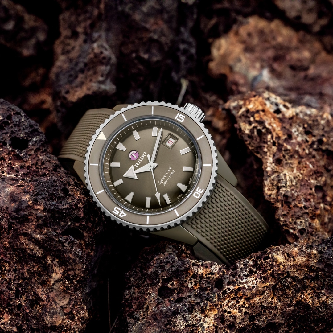 Rado Captain Cook XL High-Tech Ceramic Diver