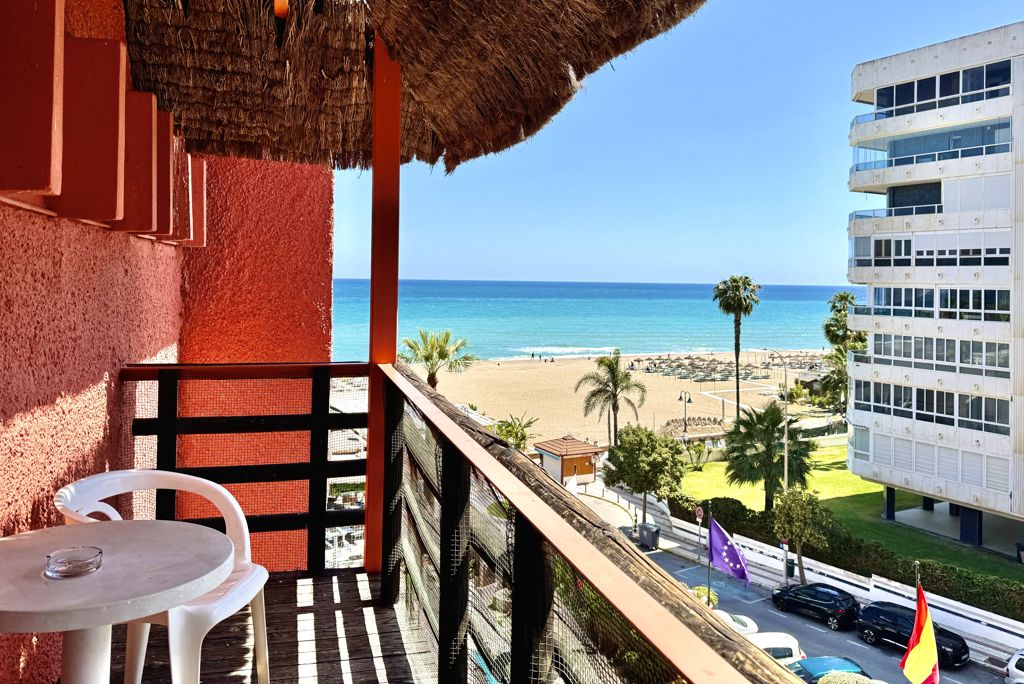 Tropicana Costa del Sol Hotel (ex. MS Tropicana) Logies en ontbijt - Hotel