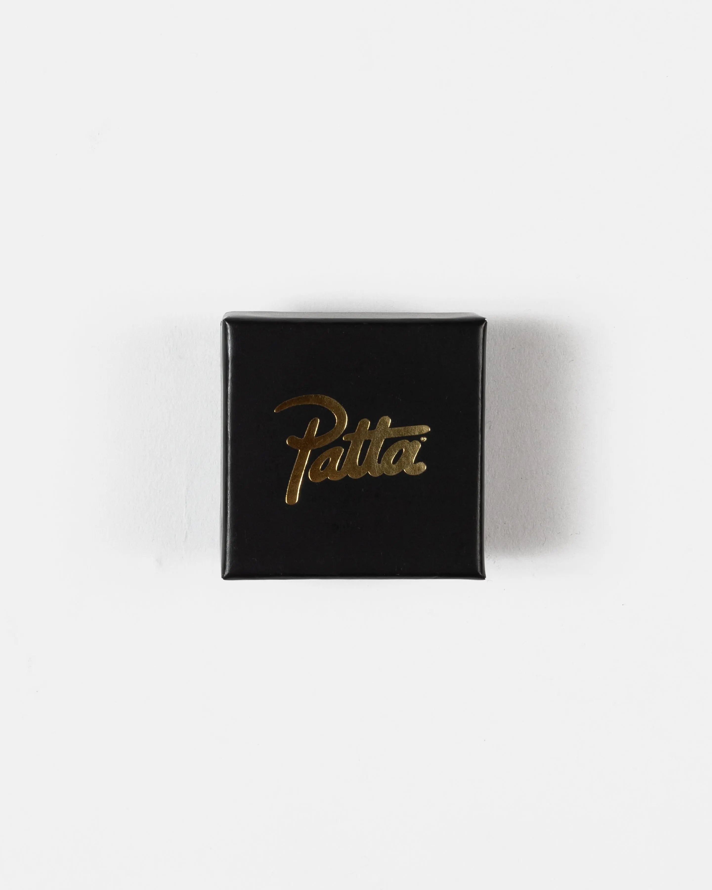 Patta Script Logo Plated Earring (Gold)
