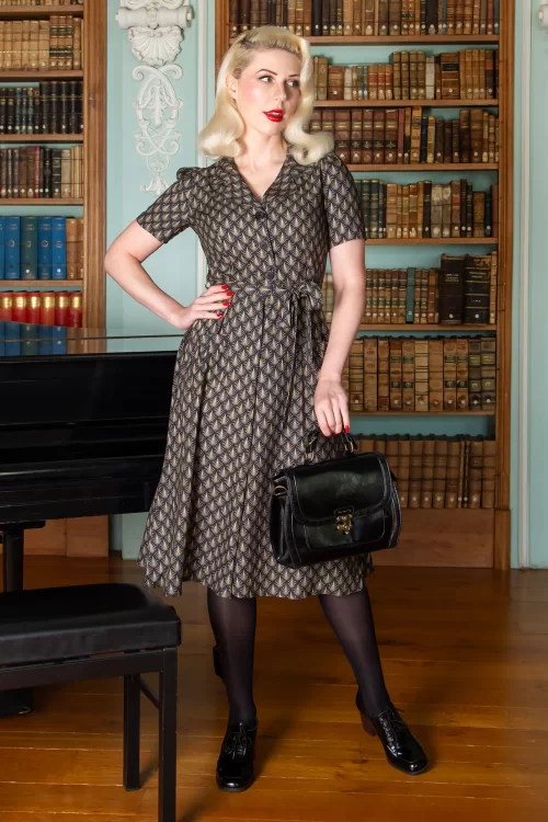Very Cherry Revers Art Deco midi jurk in zwart en goud