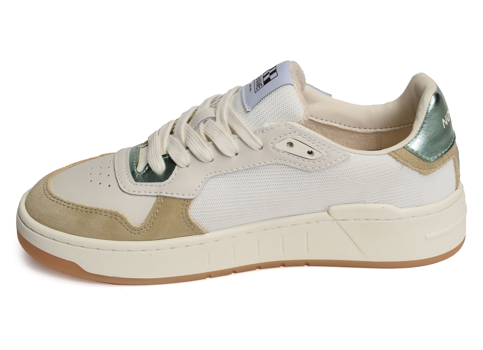 Kelly beige or