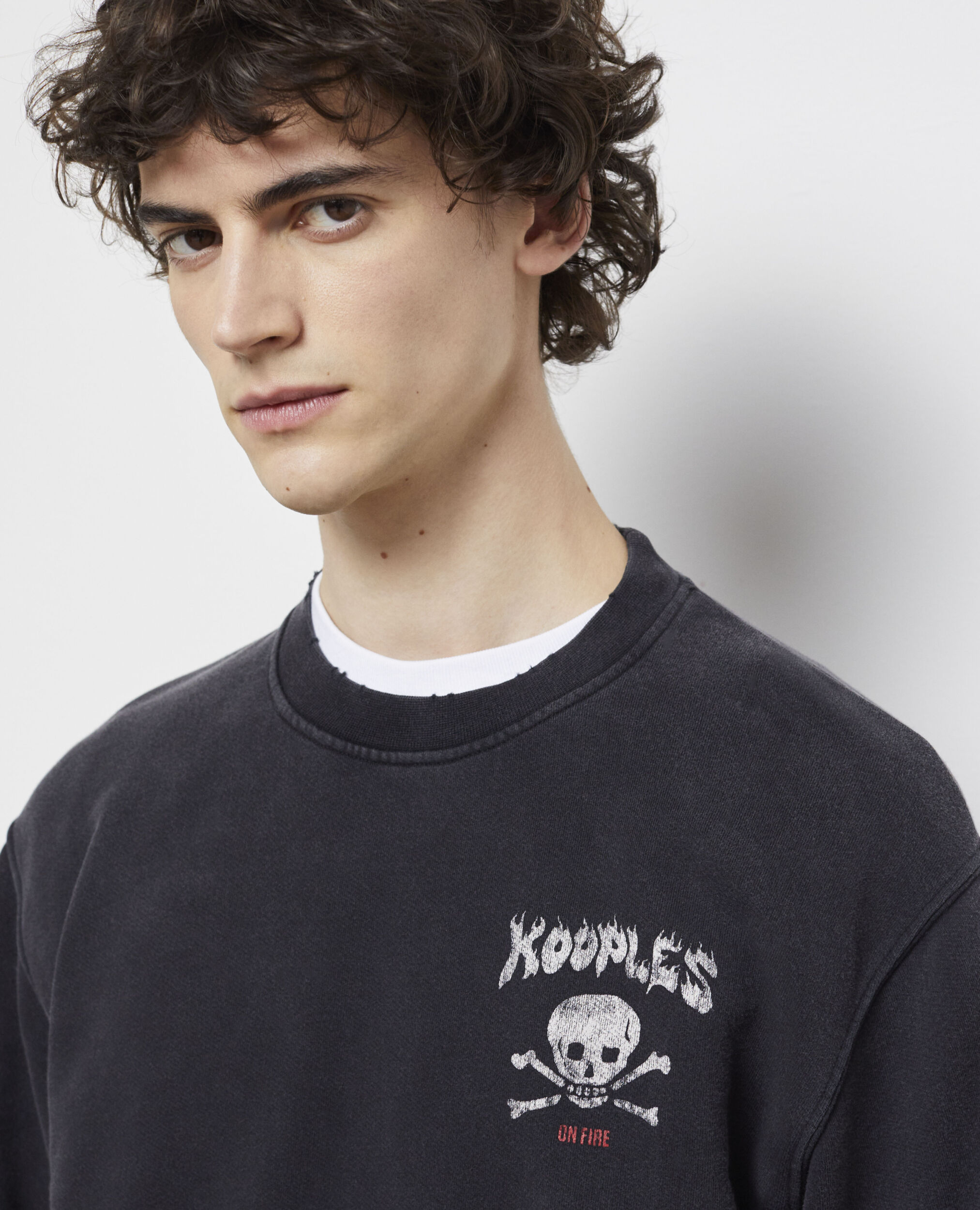 Sweatshirt sérigraphié noir
