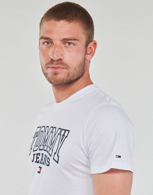 Tommy Jeans - TJM RGLR ENTRY GRAPHIC TEE - Blanc