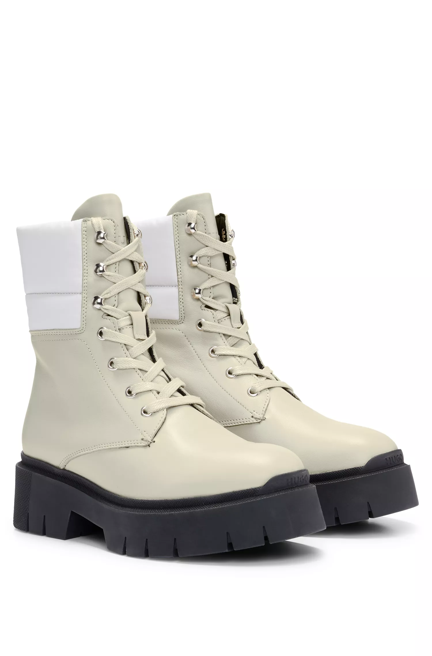 Botas HUGO vermelhas com cadarço em materiais mistos e detalhes em couro.