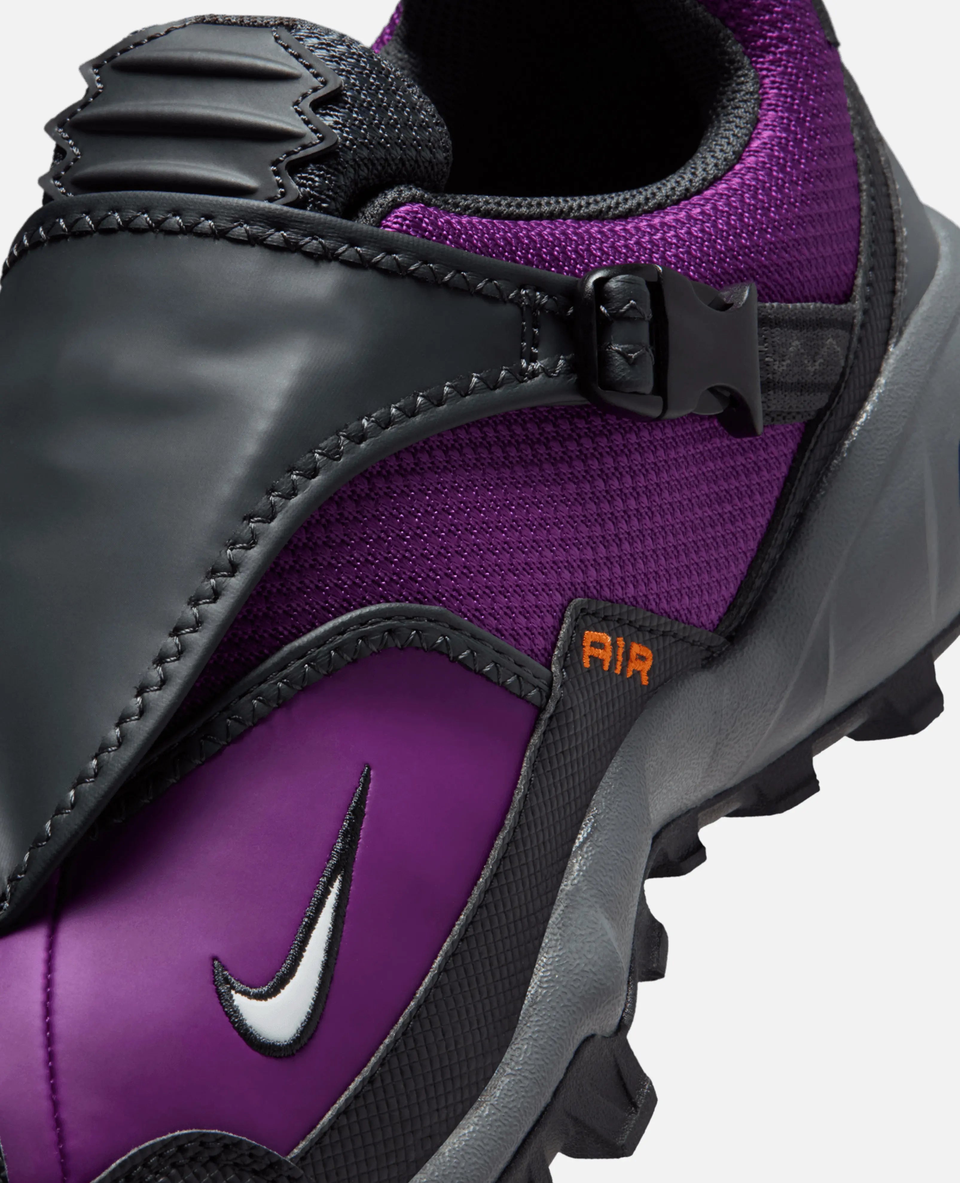 Nike ACG Phassad (BOLD BERRY/PHOTON DUST-BLACK-ANTHRACITE)
