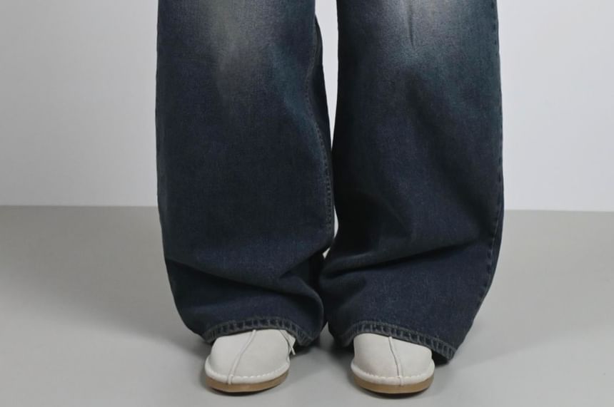 SeoulPop - Mid Waist Washed Straight Leg Jeans