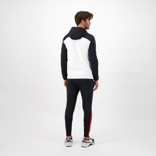 Chandal Silver