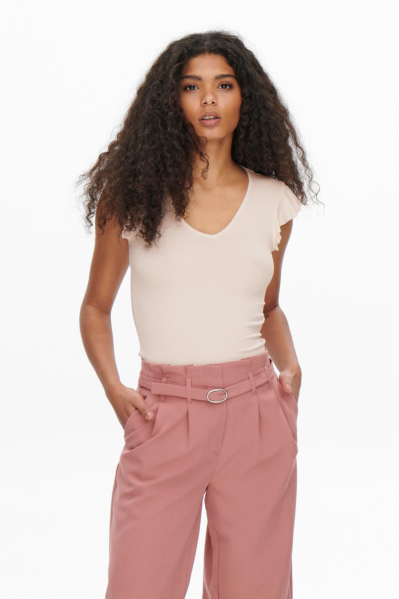 Blusa com mangas franzidas