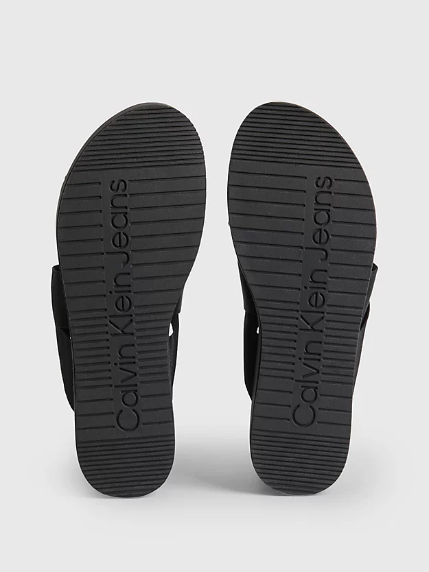 Sandálias plataforma em jacquard com logotipo reciclado