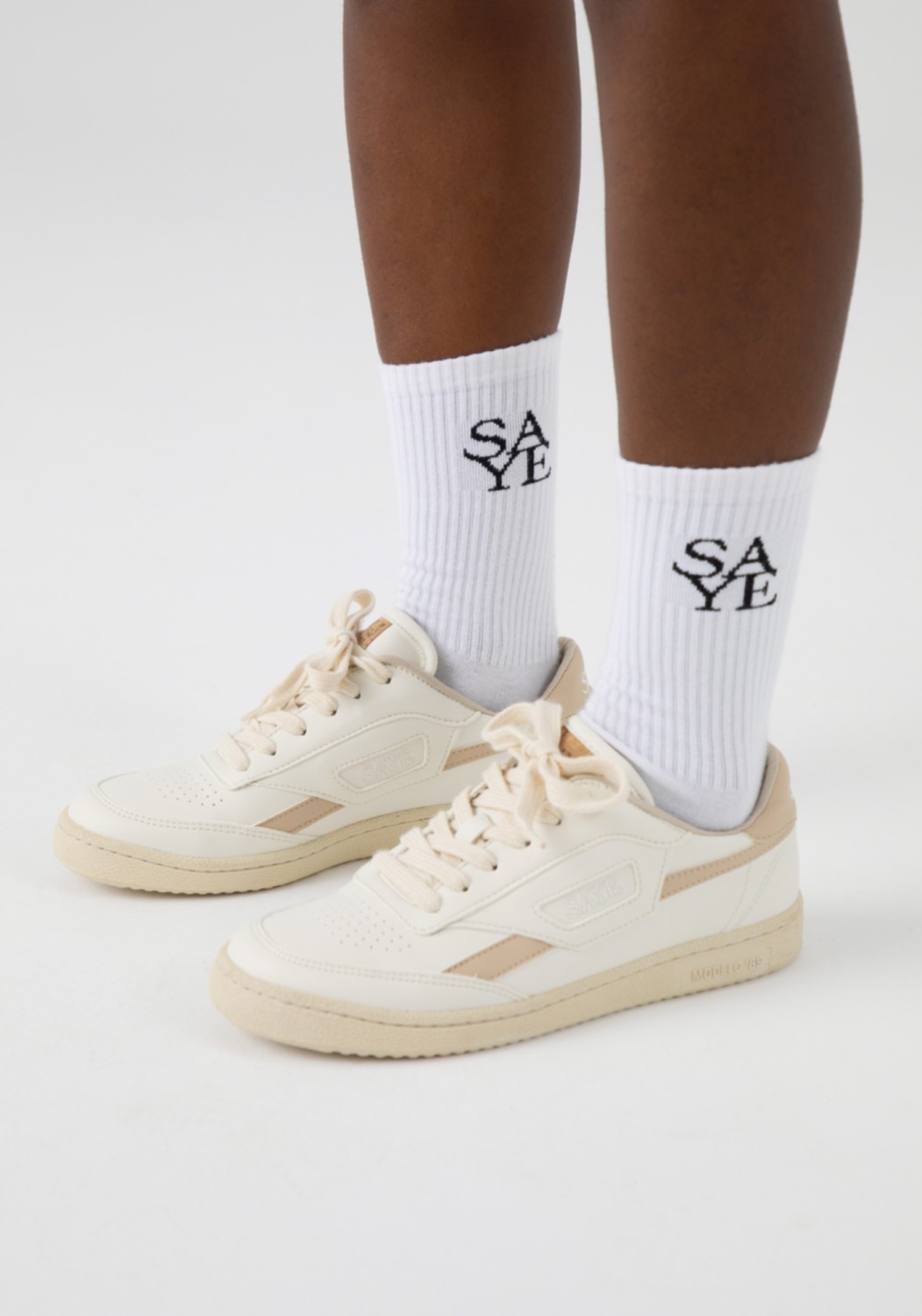 Saye Sneakers Modelo '89 Vegan Beige