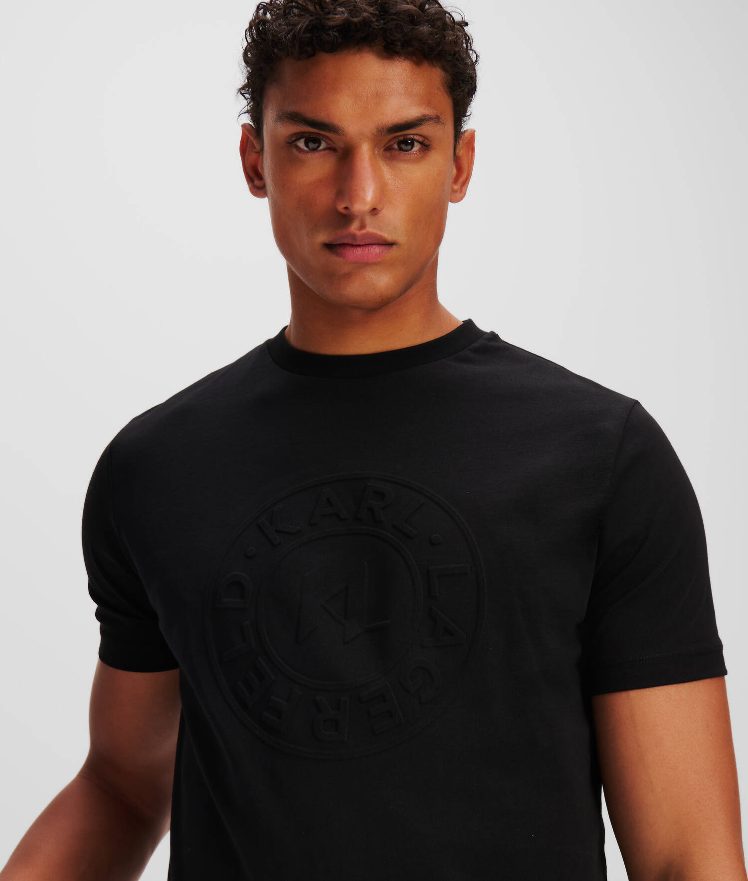 T-SHIRT AVEC LOGO ROND TON SUR TON
