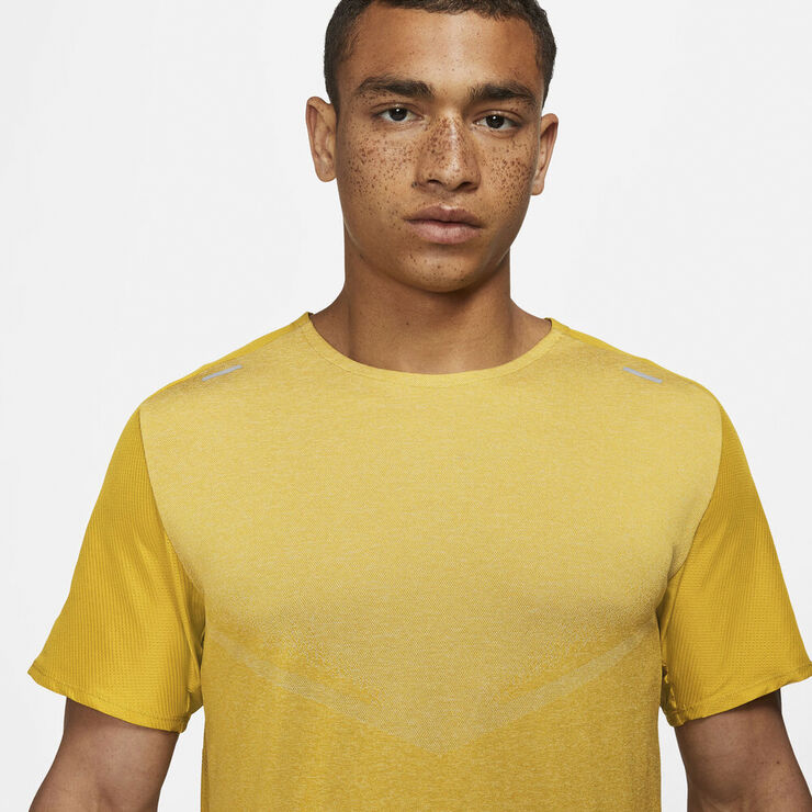 Nike Techknit Ultra Run Division T-shirt Gul