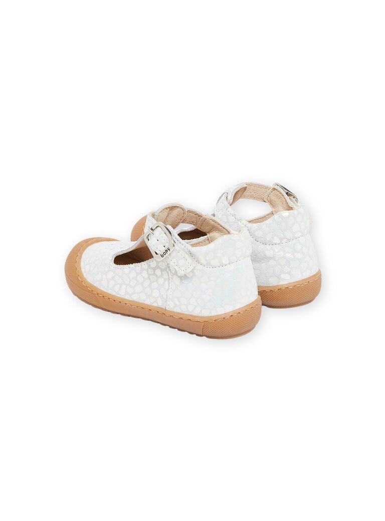 Babies blanches en cuir