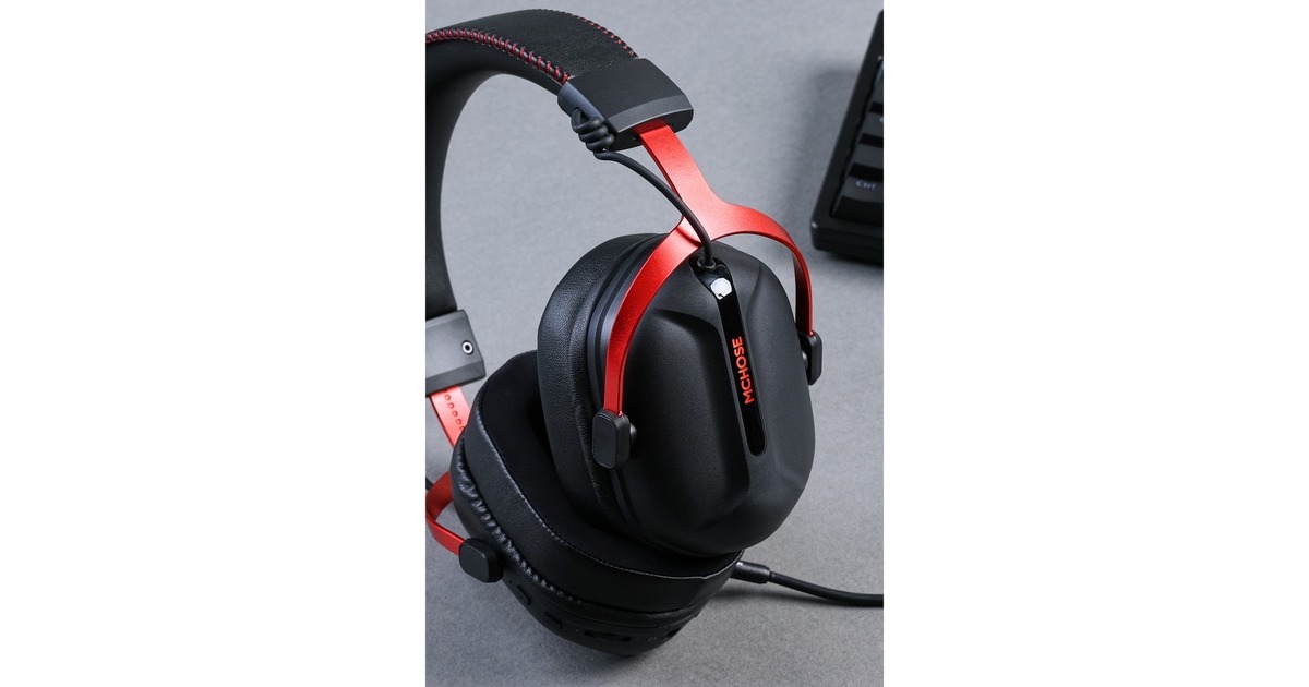 MCHOSES9 Pro Wireless  over-ear gaming headset  (Zwart/rood, PC / laptop / Playstation / Switch / Smartphone, 2.4G / Bluetooth / Wired / Type-C)