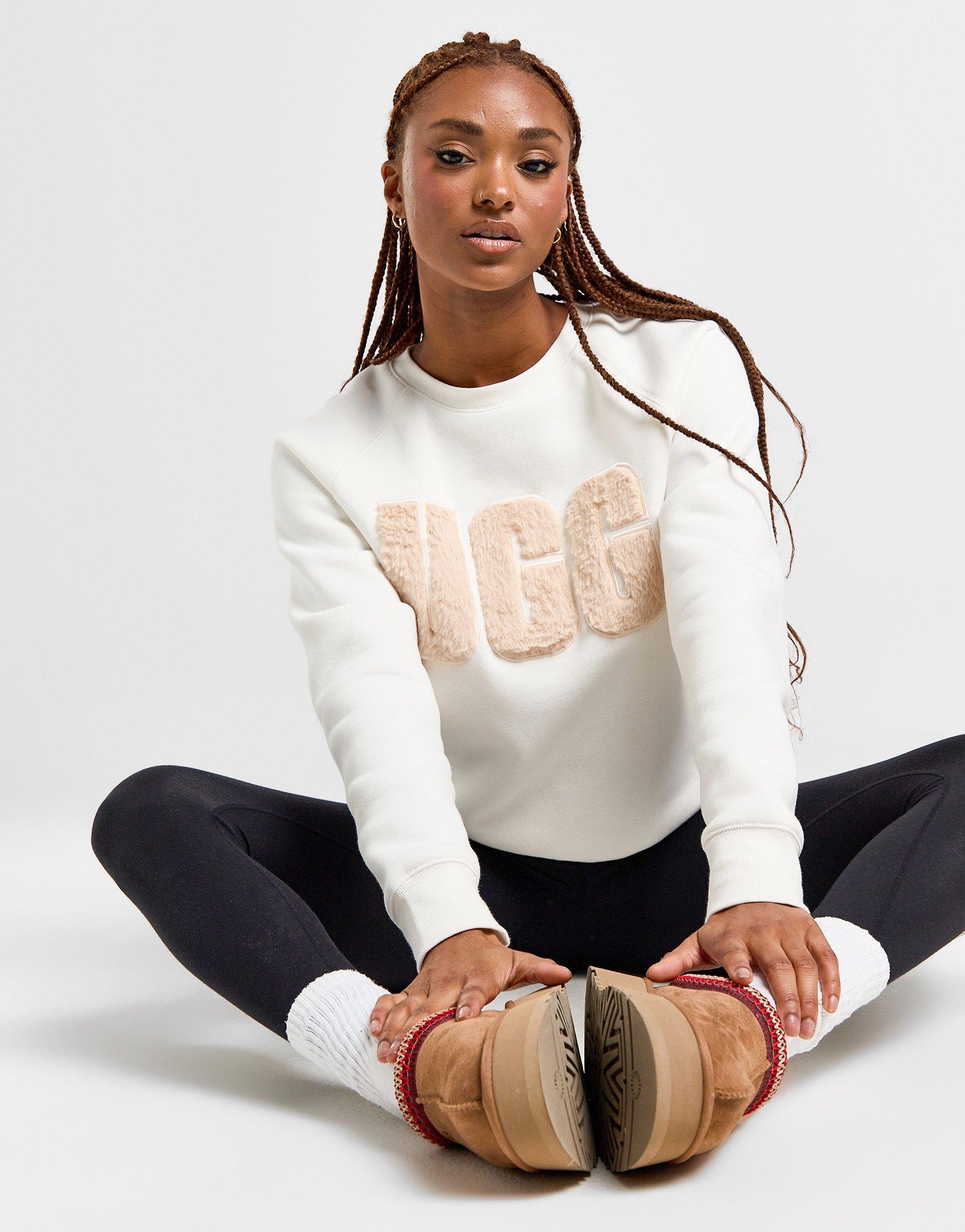 UGG Sweatshirt Fuzzy Logo Crew Femme