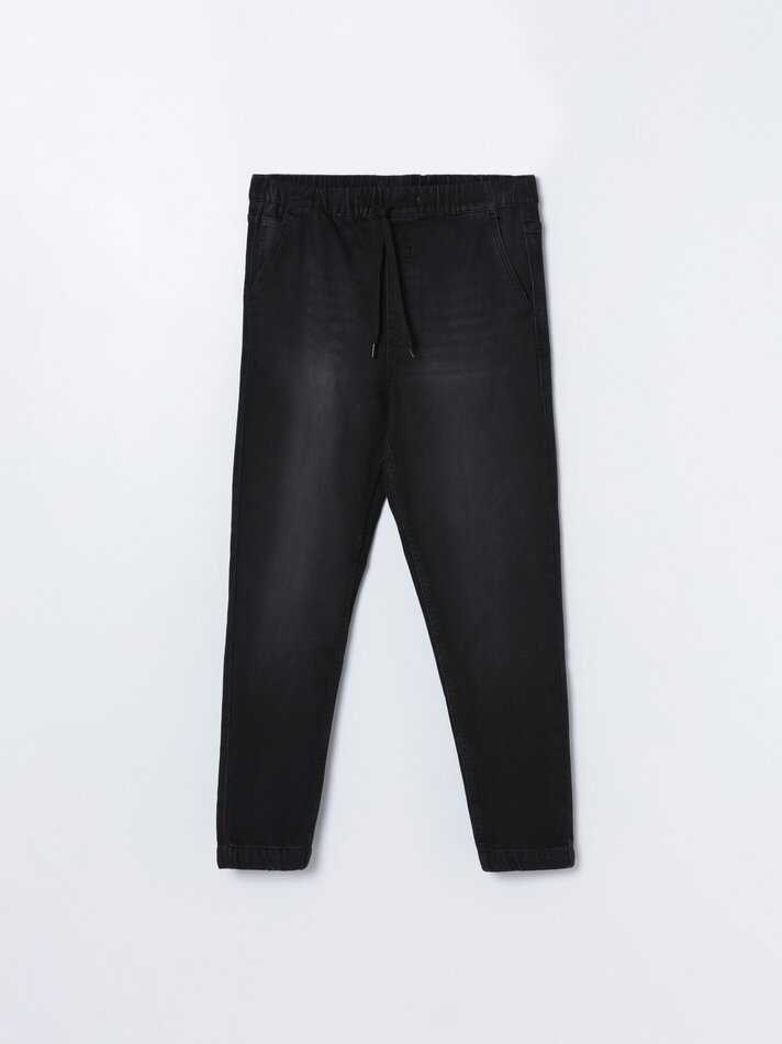 Calça jeans jogger elástica - Preta