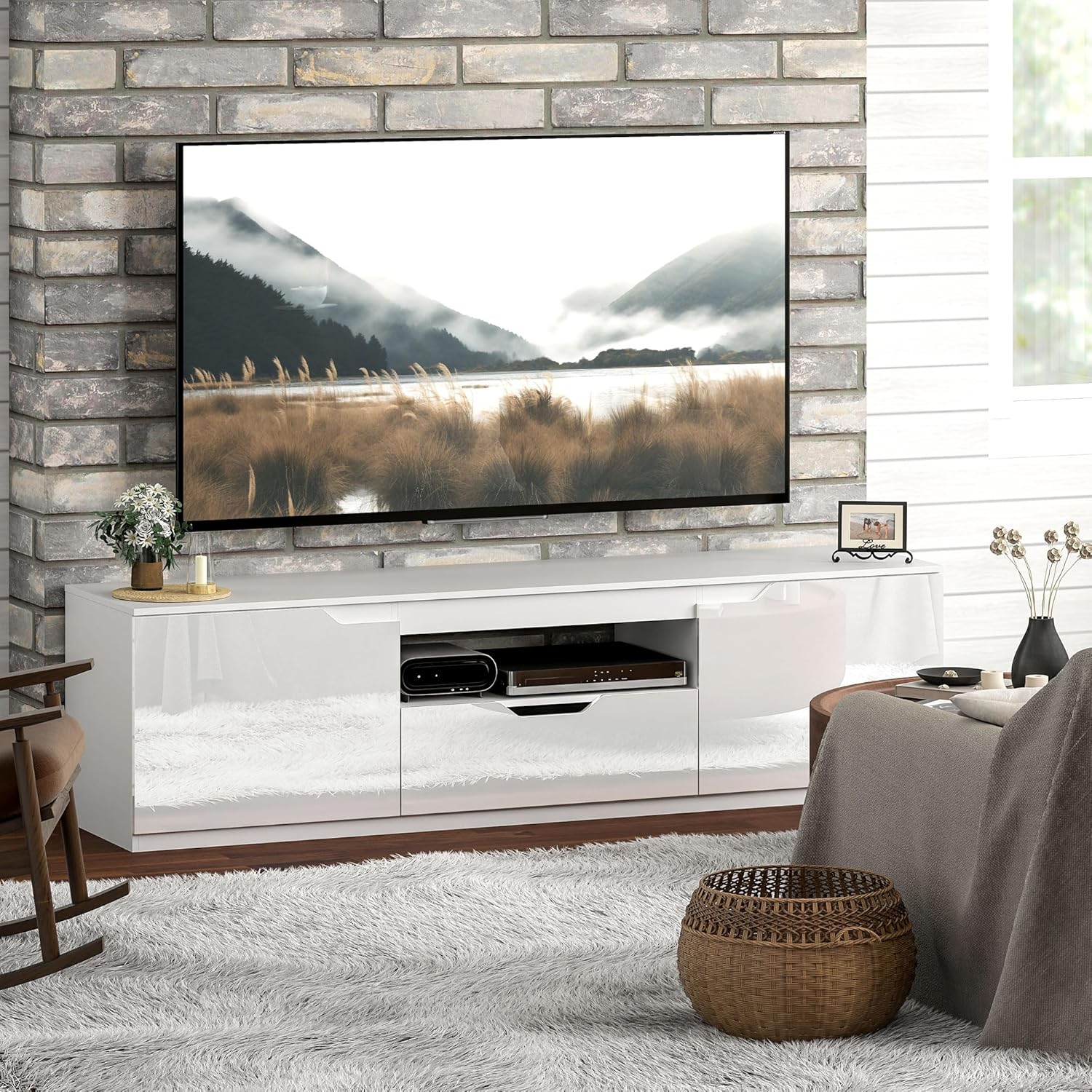 HOMCOM TV Schrank Lowboard mit 2 Türen, Schublade, 160 cm lang Fernsehtisch für Fernseher bis zu 65 Zoll, TV Board mit Kabelmanagement für Wohnzimmer, Weiß
