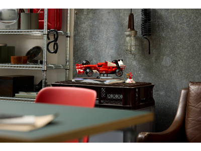 LEGO Ferrari F2004 en Michael Schumacher (11375)