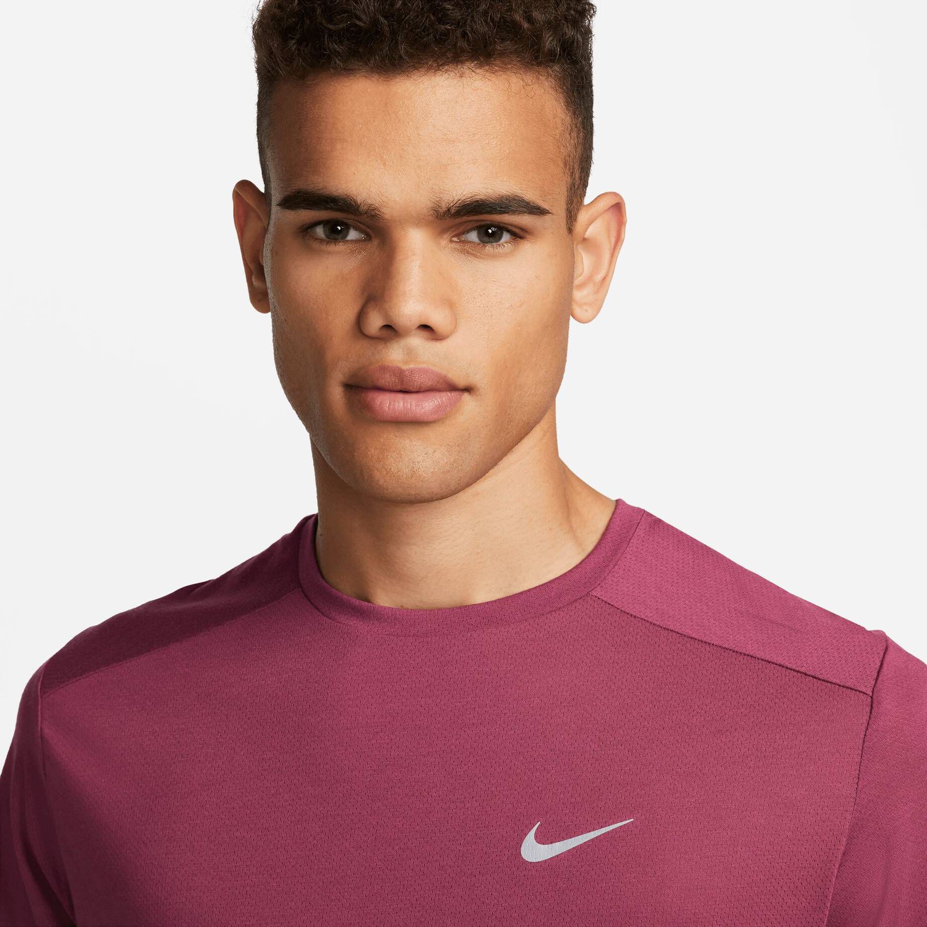 Nike| Herren T-Shirt RISE 365
