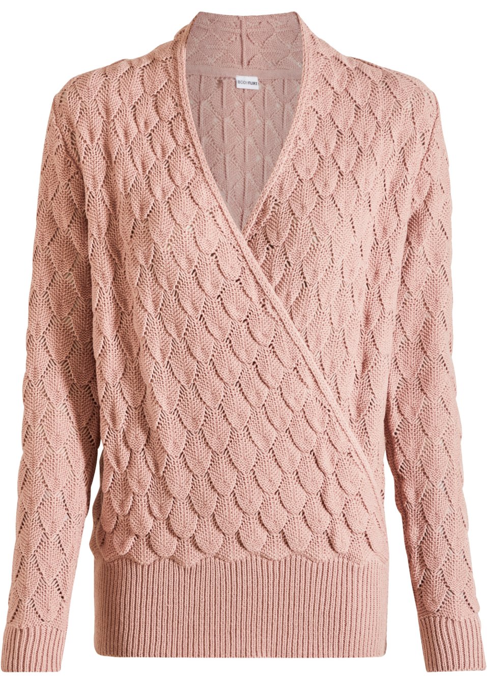 Pull ajouré style cache-cœur