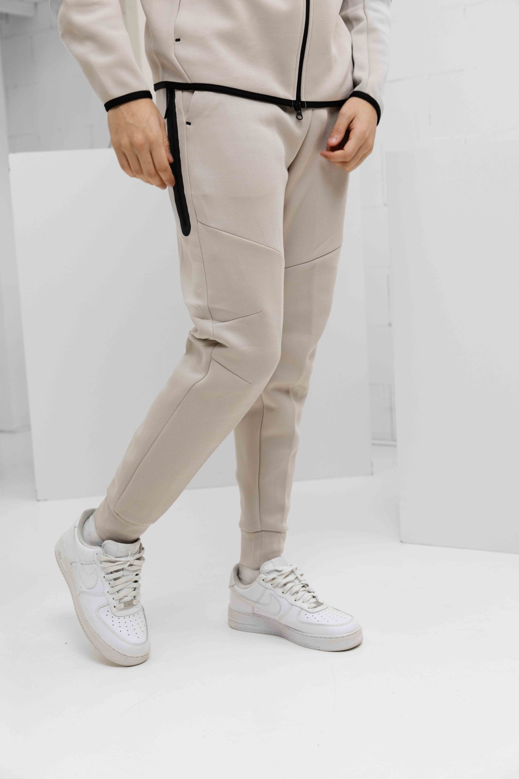 Nike Tech Fleece Trainingspak Heren Beige/Zwart