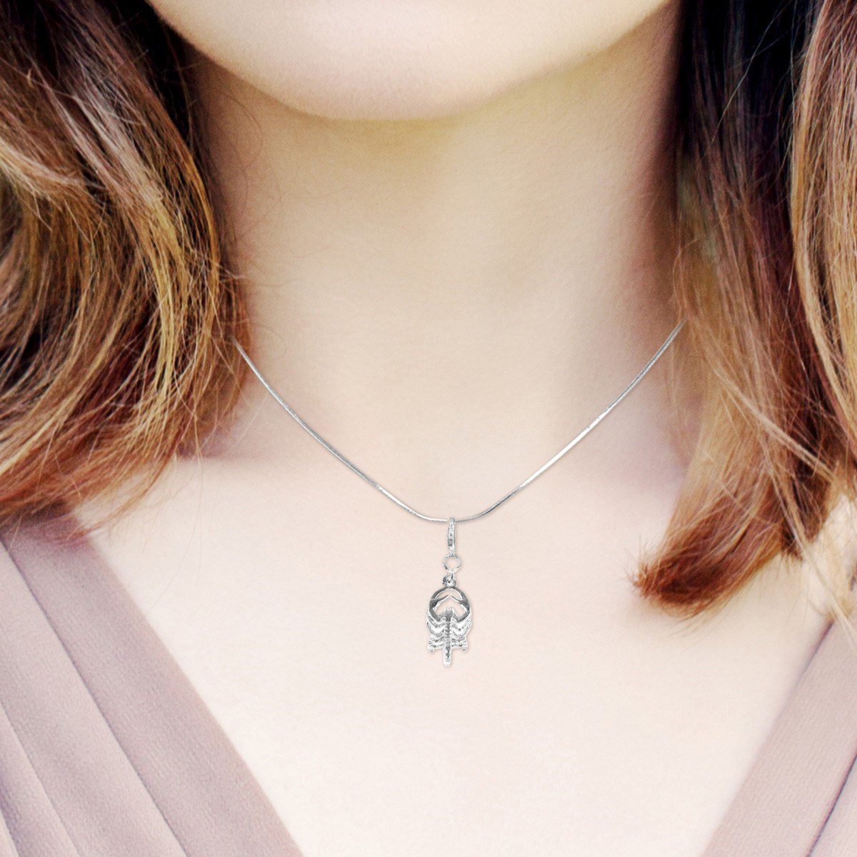 Collier scorpion signe du zodiaque SC Crystal