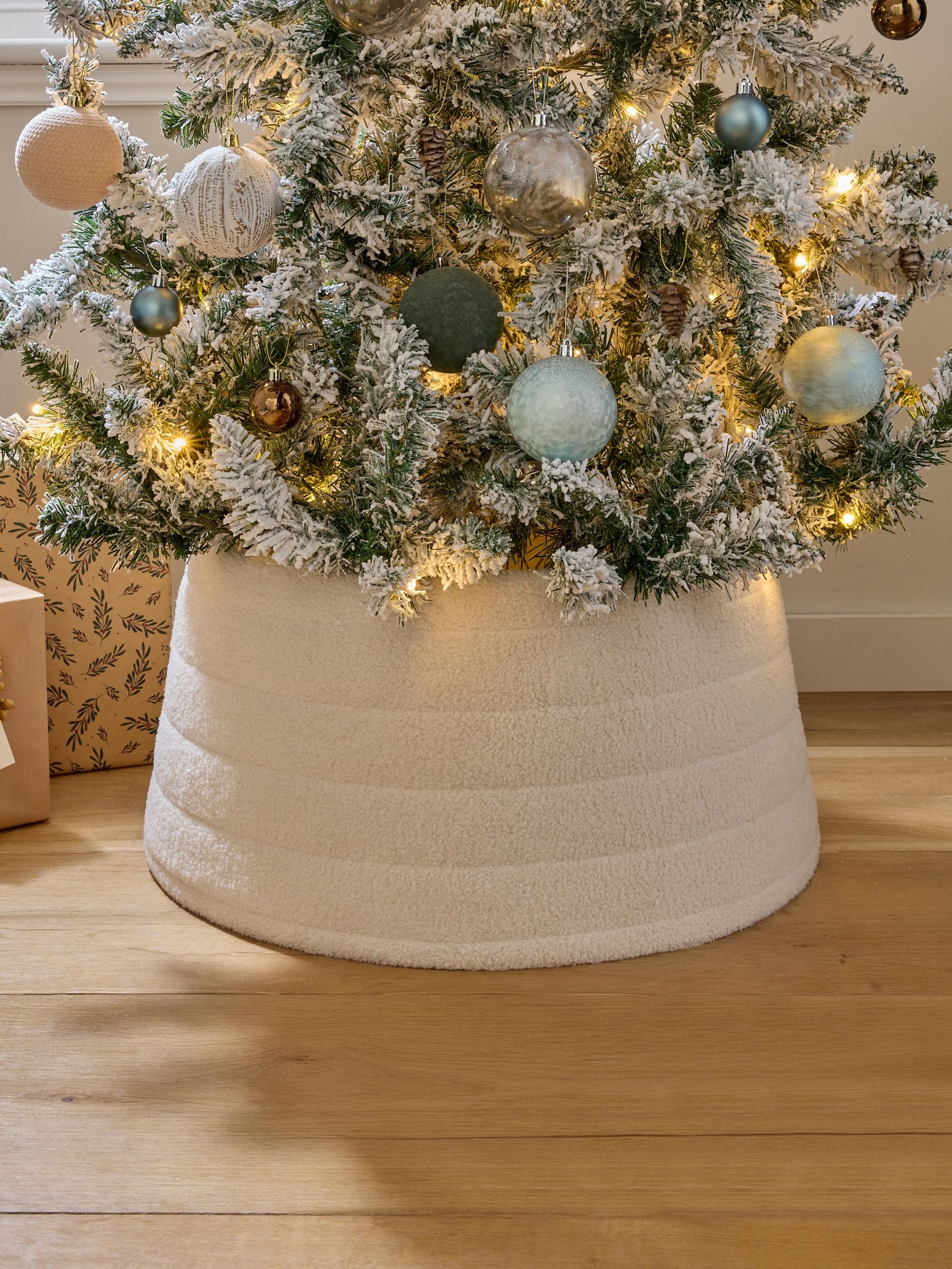 Christmas Borg Tree Skirt