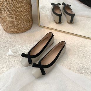 Niuna - Bow Flats