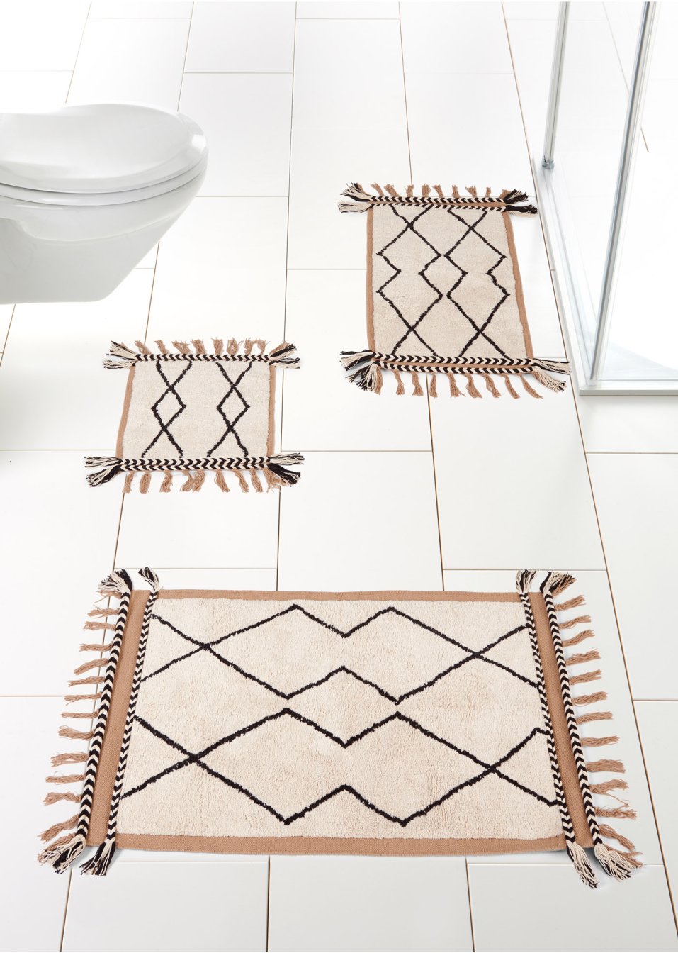 Tapis de salle de bain avec franges décoratives
