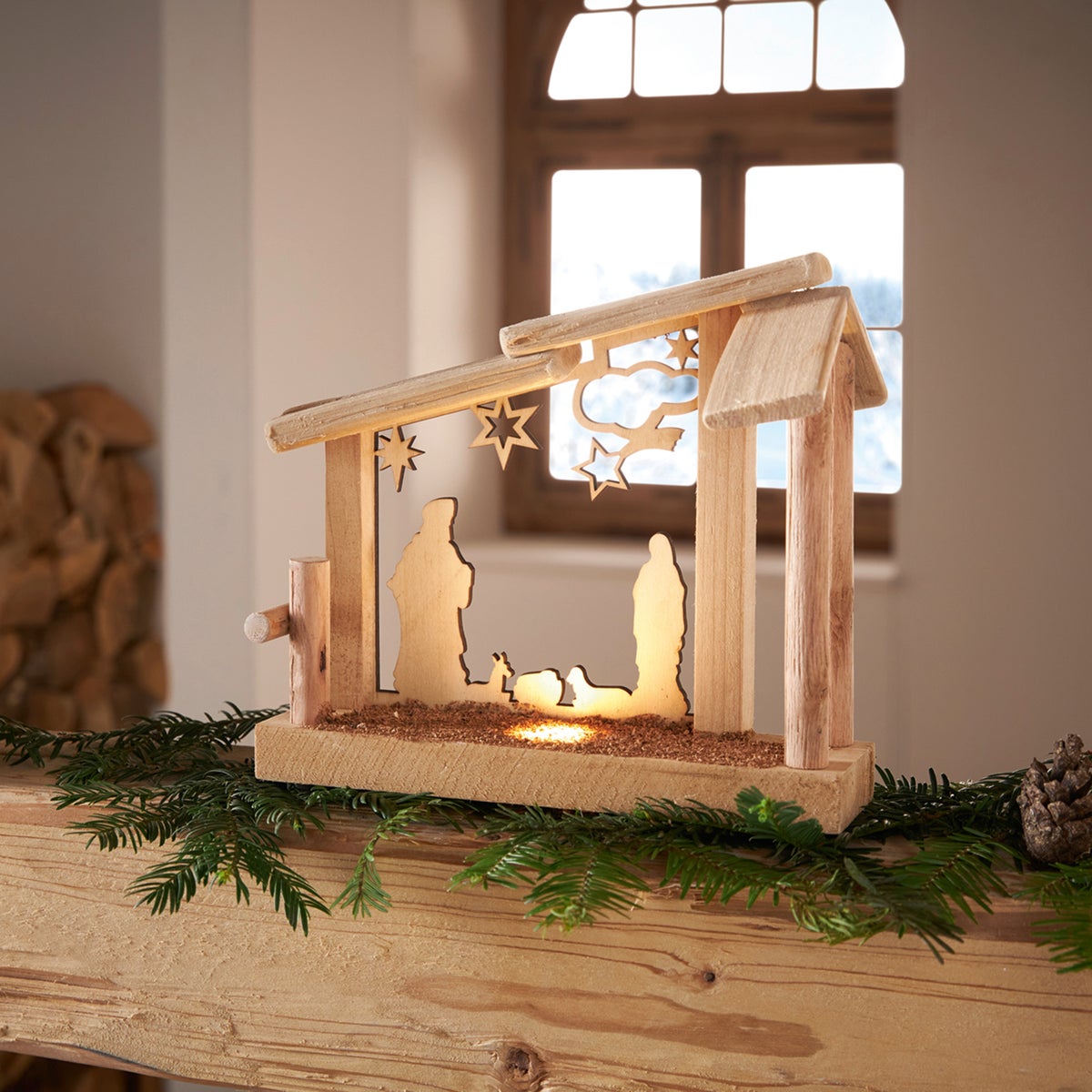 FRANK FLECHTWAREN | LED-kerststal Heilige Familie, 23 x 10 x 21 cm, EIKEN, PLASTIC