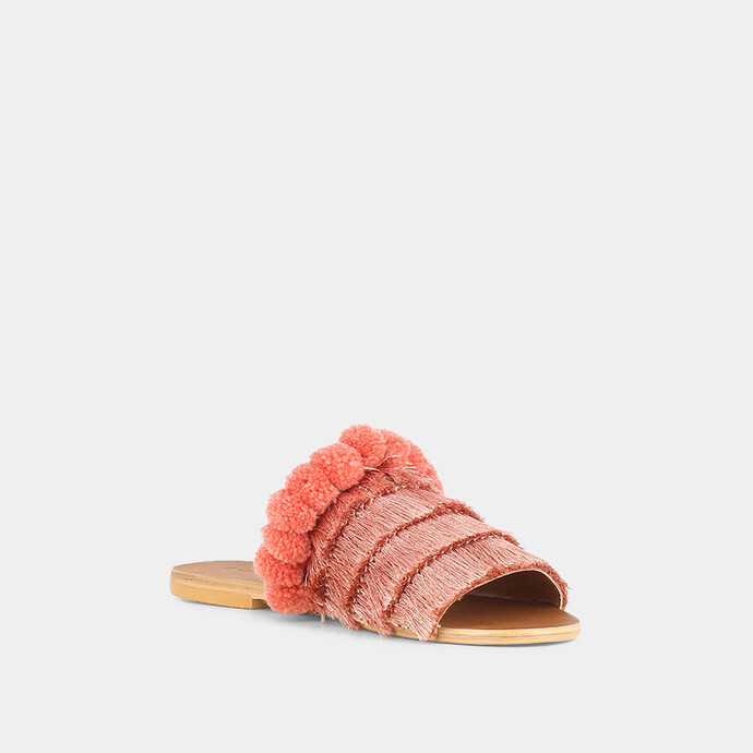 Mules en tissu rose  à franges
