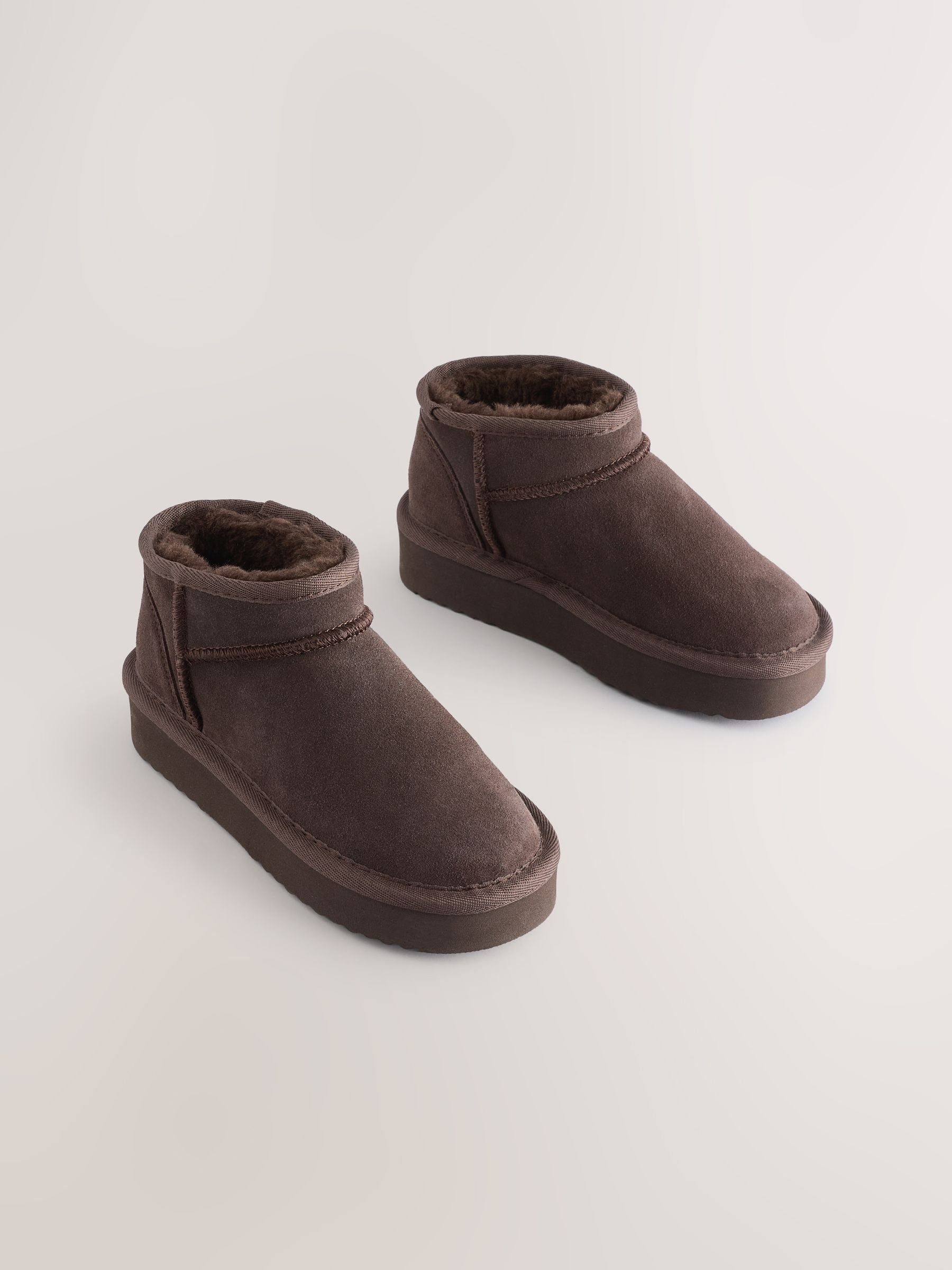 Chocoladebruin - Lage schoenen mini warmgevoerde waterafstotende suède Boots