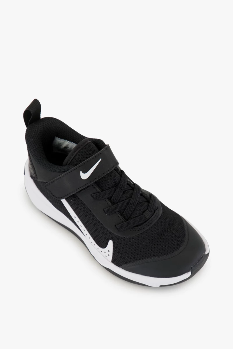 Nike Omni Multi-Court Kinder Sneaker
