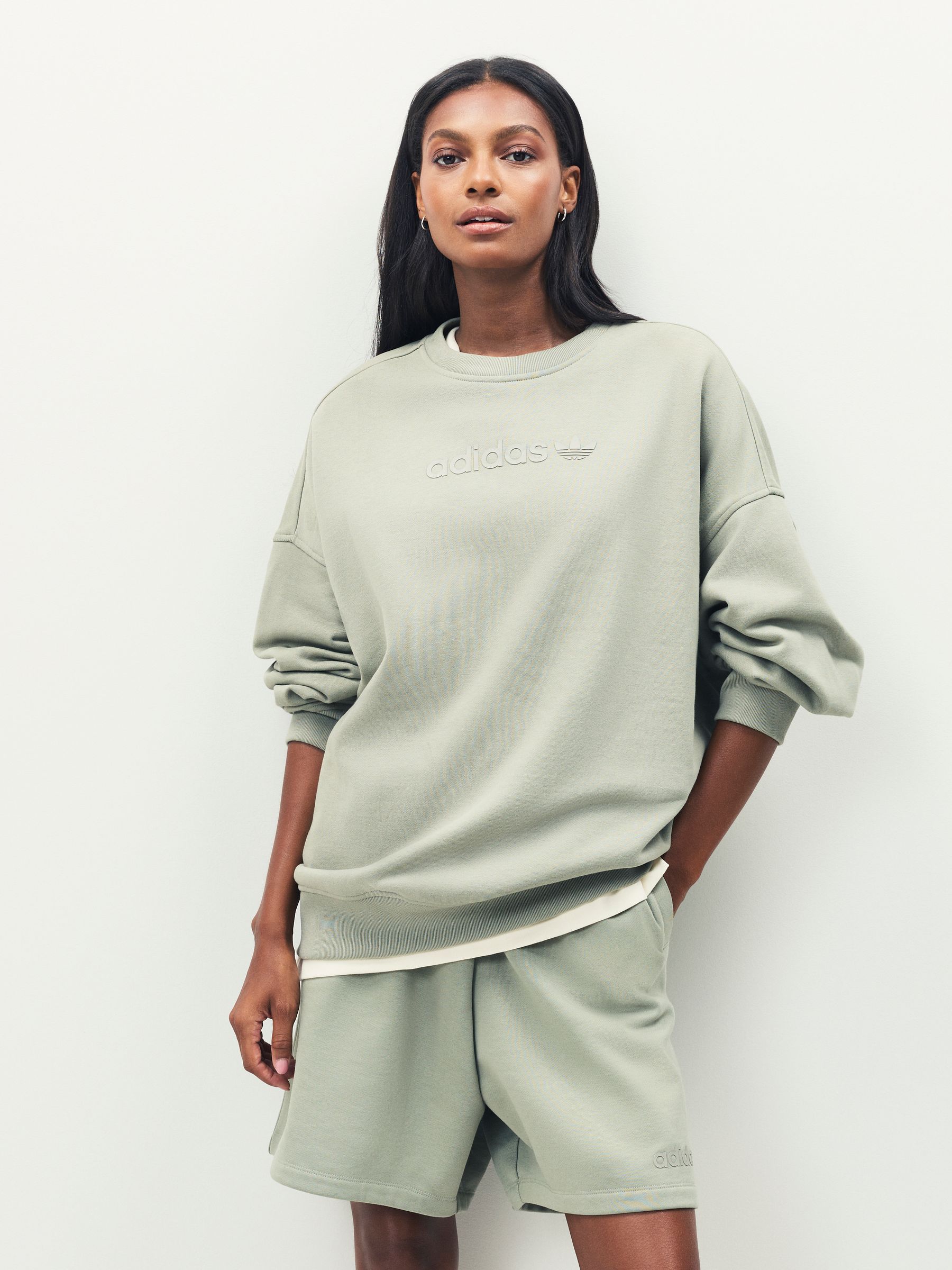 Lichtgroen - adidas Originals Essentials Linear Oversize Crew Sweatshirt