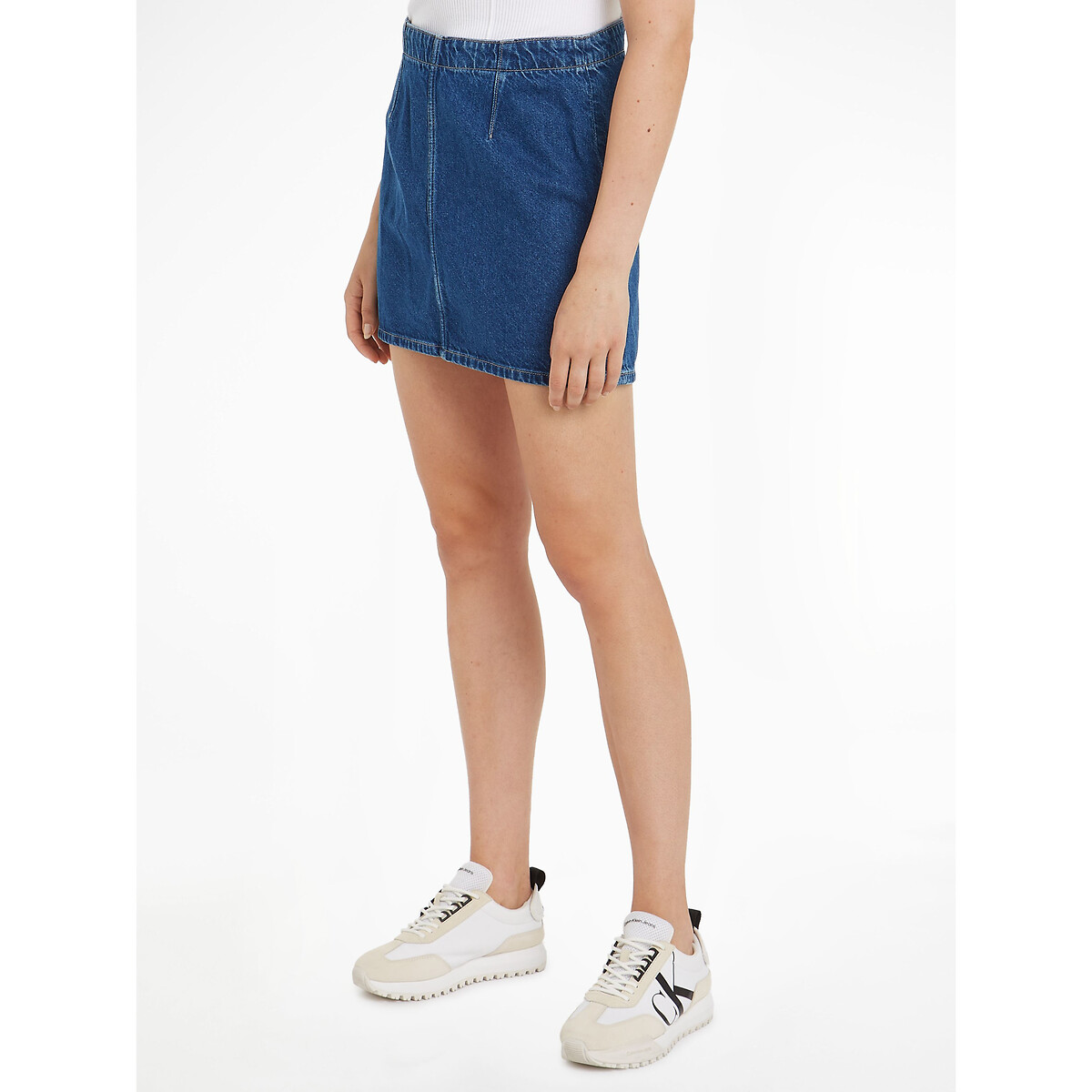 CALVIN KLEIN JEANS<br>Saia jeans curta com zíper