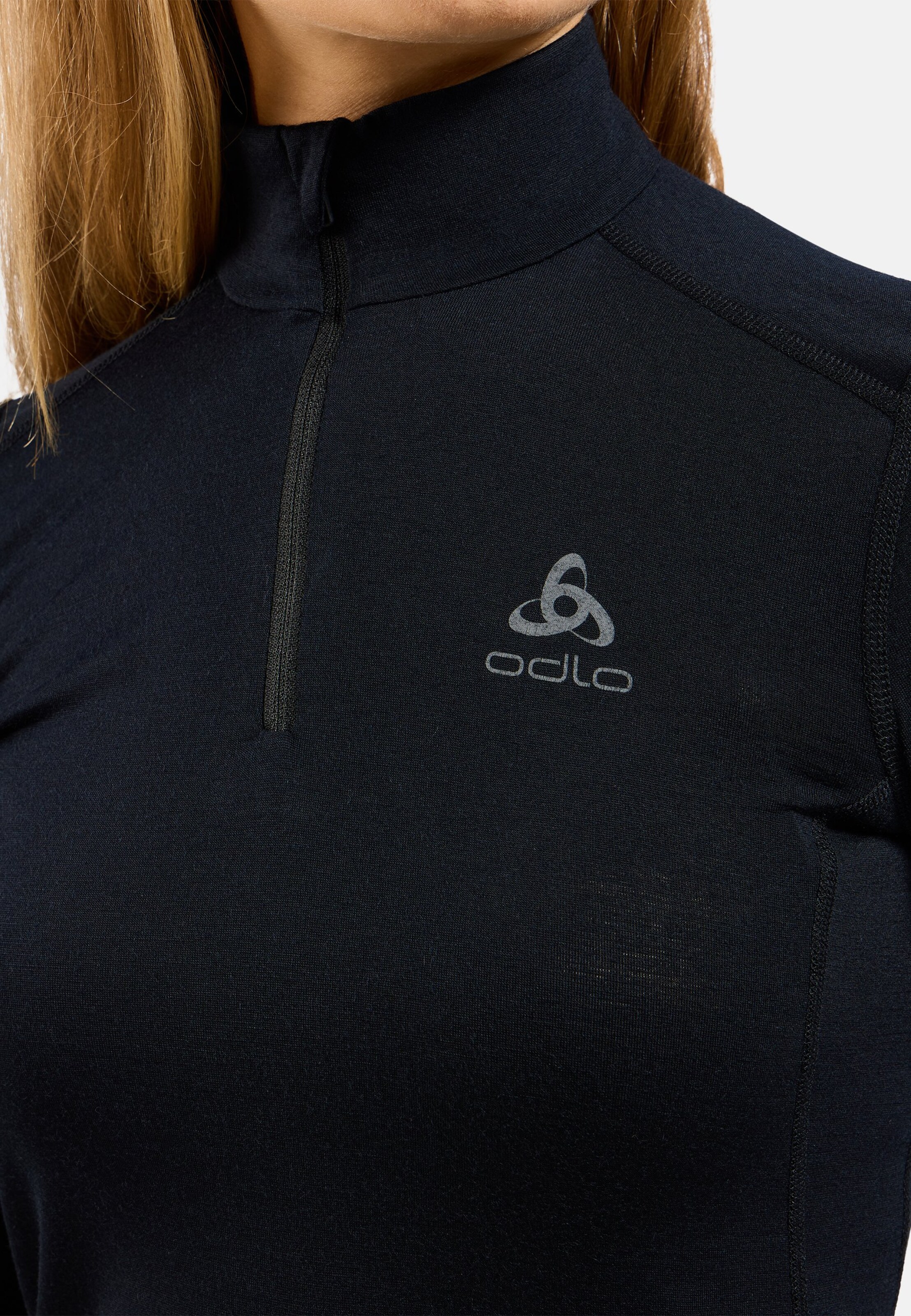 Natural Merino 200 Base Layer Half Zip in black