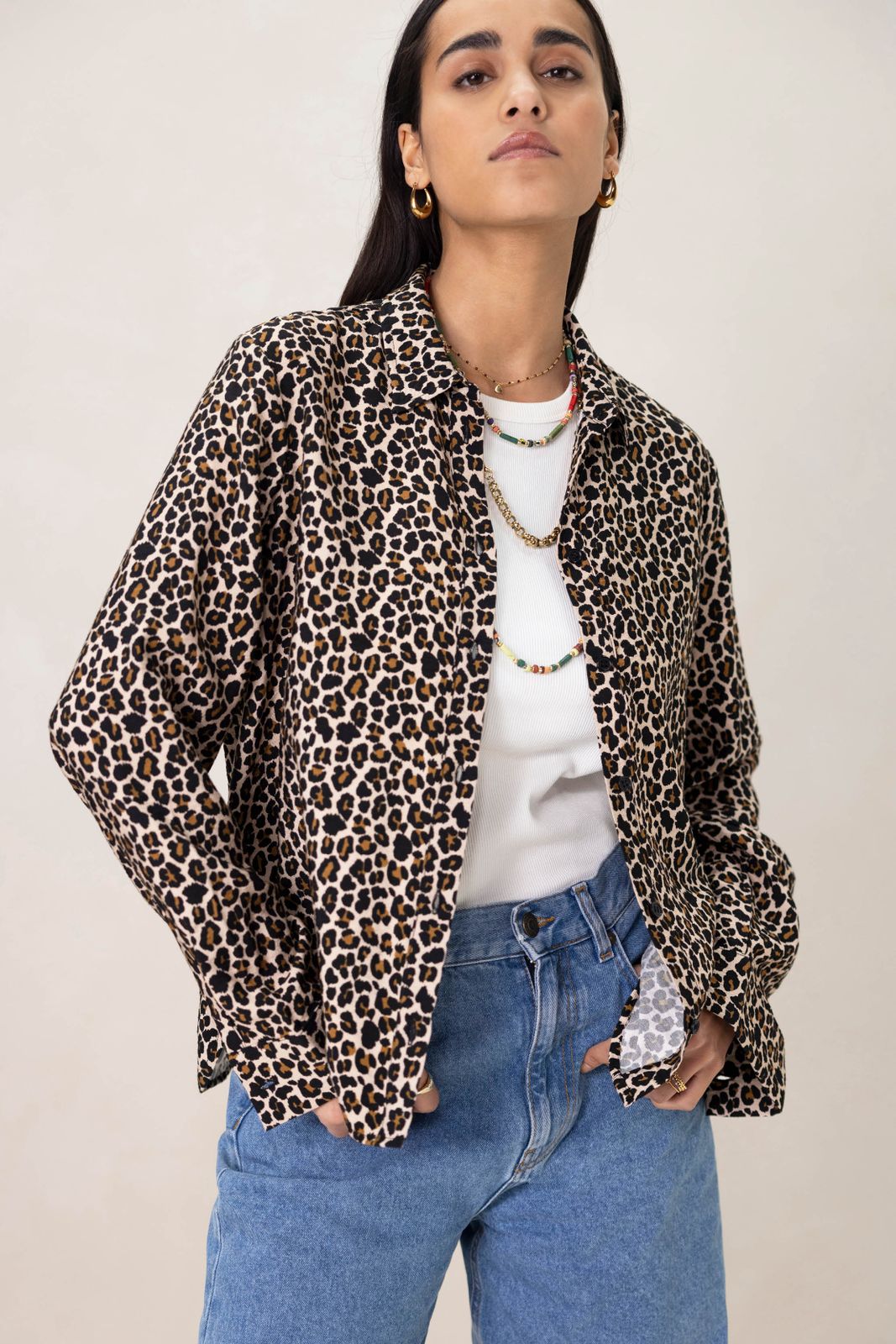 Bruine blouse met leopard print