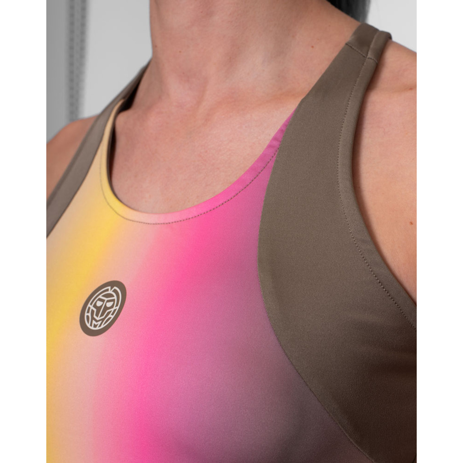 Bidi Badu Spectrum Tank