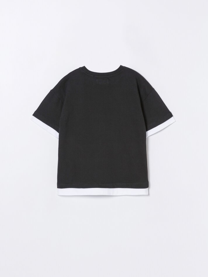Camiseta de manga curta com dupla camada - Preta