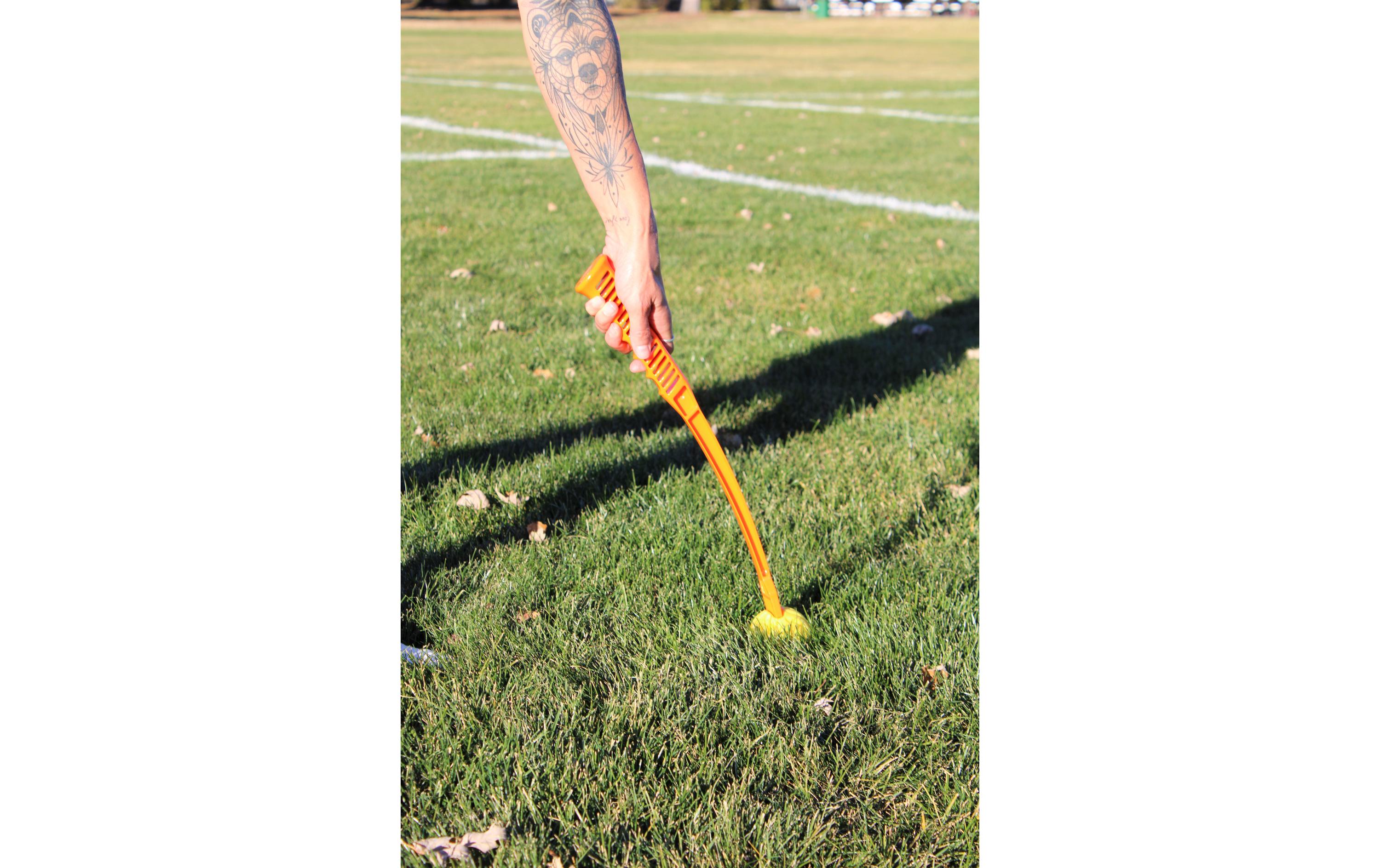 Hunde-Spielzeug Flingerz Ball mit Launcher, Orange/GelbWurf-Hundespielzeug